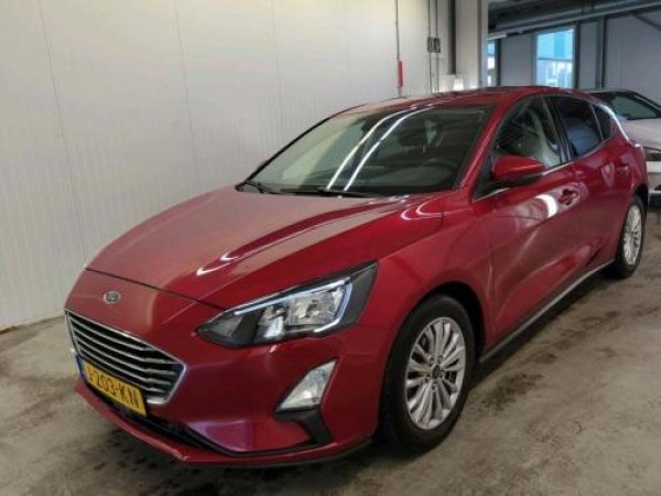 Ford Focus 1.5 EcoBlue Titanium X Business 2020 - voorkant