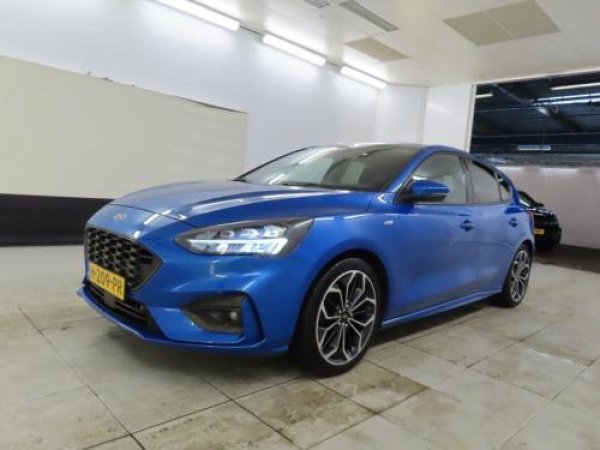 Ford Focus 1.5 EcoBoost ST Line Business 2020 - voorkant