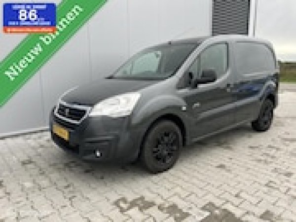 Foto van Peugeot Partner