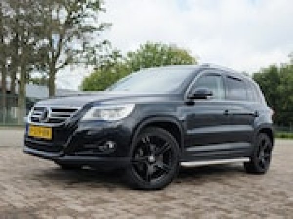 Volkswagen Tiguan 2.0 TSI Comfort&Design 4Motion 2009 - voorkant