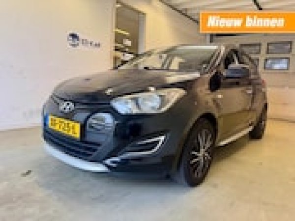Hyundai I20 1.2i Black pack 2013 - voorkant