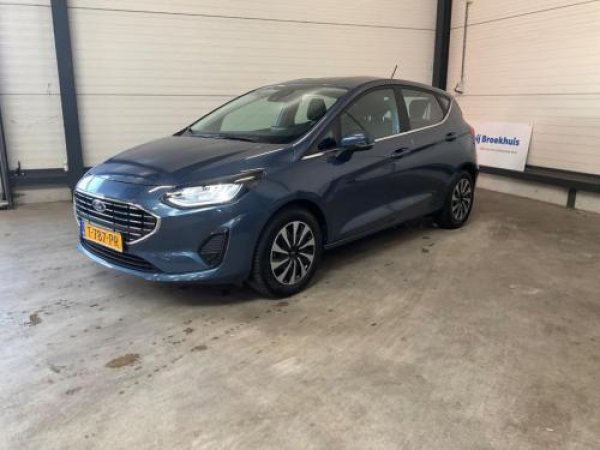Ford Fiesta 1.0 EcoBoost Hybrid Titanium 2023 - voorkant