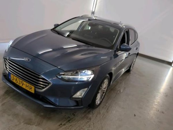 Ford Focus 1.0 EcoBoost Titanium Business 2020 - voorkant