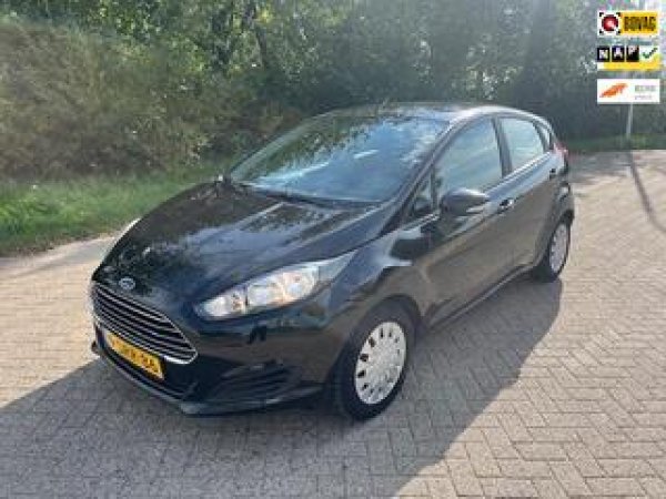 Ford Fiesta 1.6 TDCi Lease Style 2013 - voorkant
