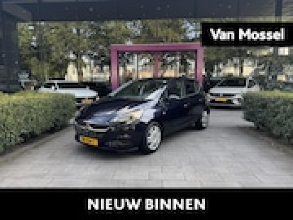 Opel Corsa 1.4 Favourite 2018 - voorkant