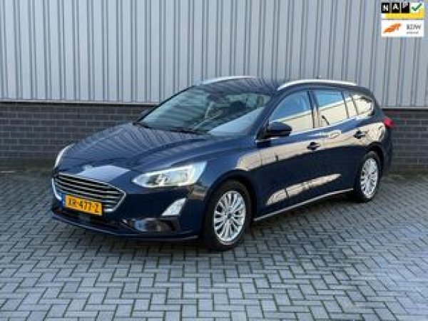 Ford Focus 1.0 EcoBoost Titanium Business 2019 - voorkant