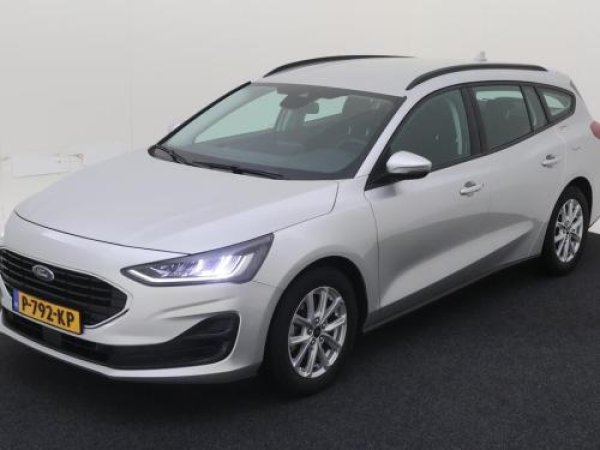 Ford Focus 1.0 EcoBoost Connected 2022 - voorkant