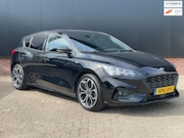 Ford Focus 1.0 EcoBoost Titanium Business 2020 - voorkant