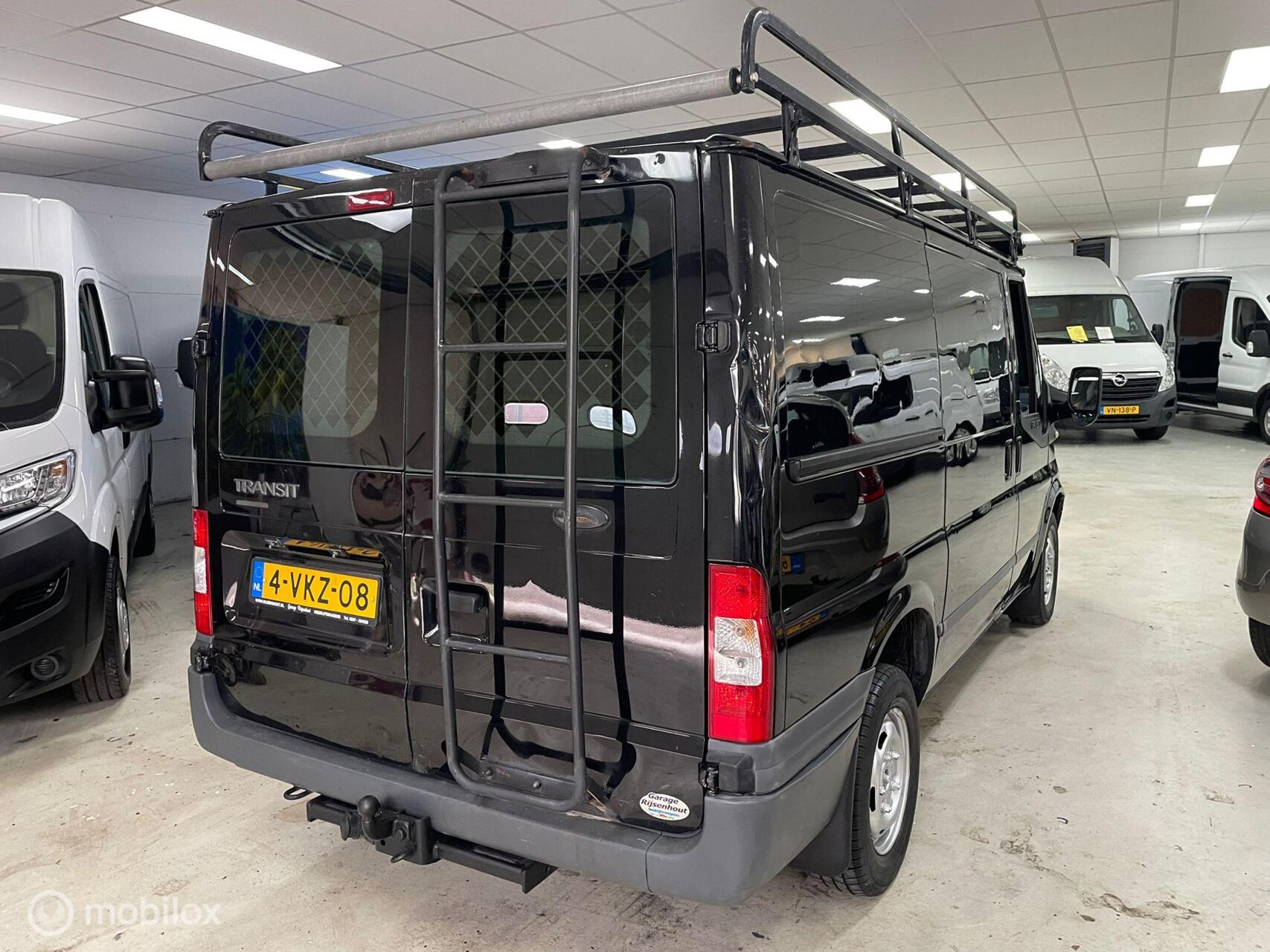 Foto van Ford Transit 260s Van 85dpf LR 4.23
