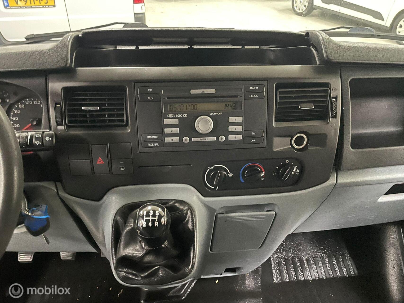 Foto van Ford Transit 260s Van 85dpf LR 4.23