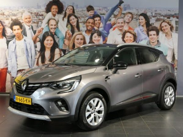 Renault Captur 1.3 TCe Intens 2021 - voorkant