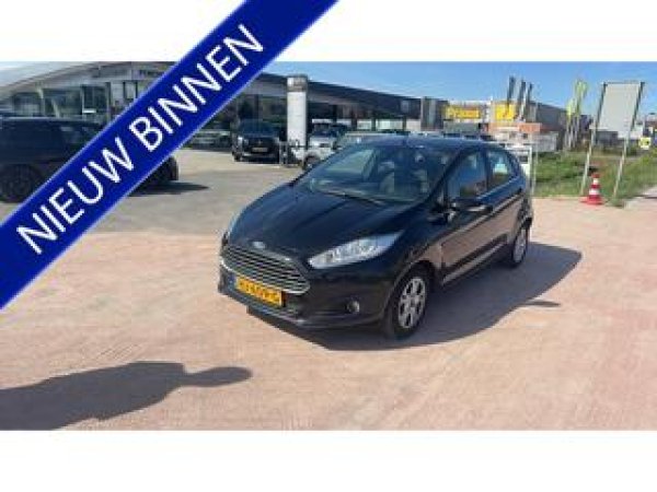 Ford Fiesta 1.5 TDCi Titanium Lease 2015 - voorkant