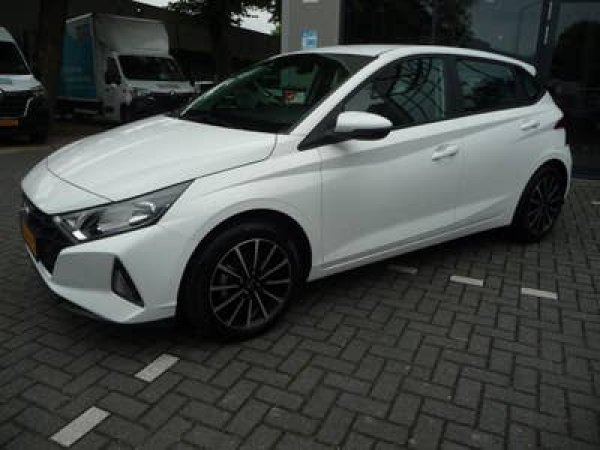 Hyundai I20 1.2 MPI Comfort 2022 - voorkant