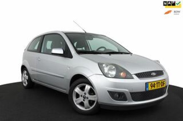 Ford Fiesta 1.3-8V Futura 2007 - voorkant