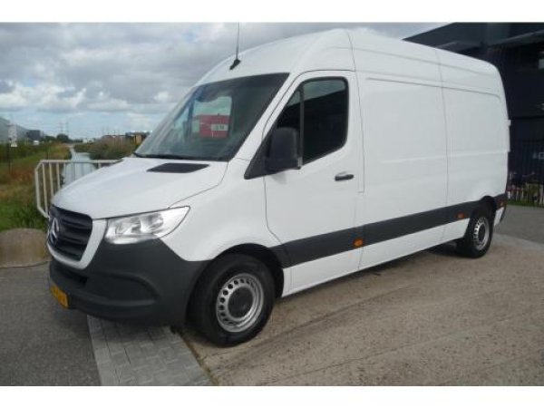 Mercedes-Benz Sprinter 315 1.9 CDI L2H2 2023 - voorkant