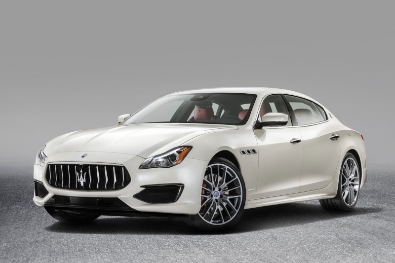 Maserati Quattroporte 3.0 D GranLusso 2018 - voorkant