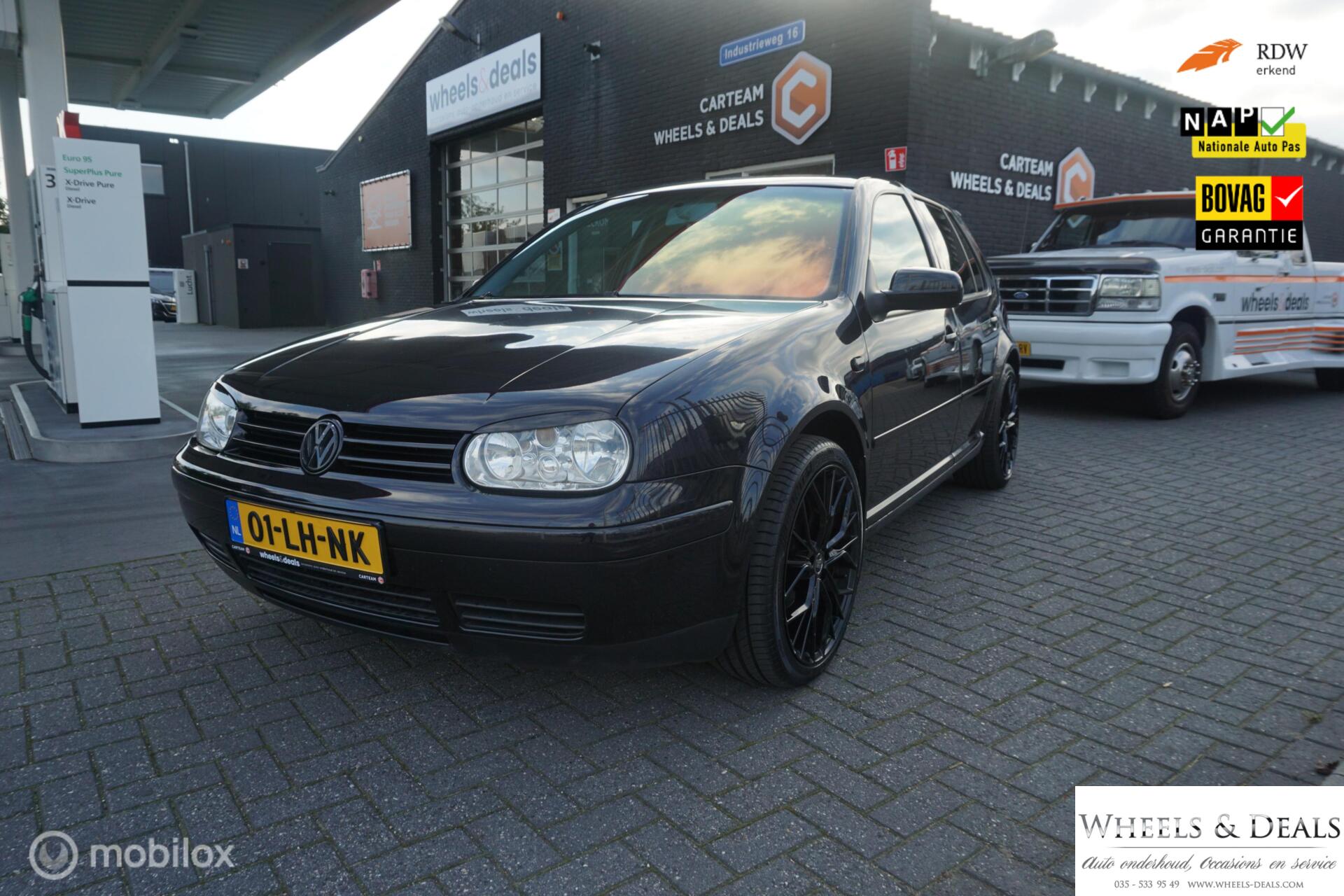Volkswagen Golf 1.6-16V 2003 - voorkant