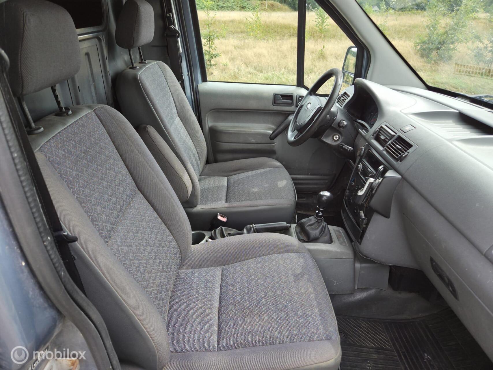 Foto van Ford Transit Connect 230l HR Van 1.8td 66