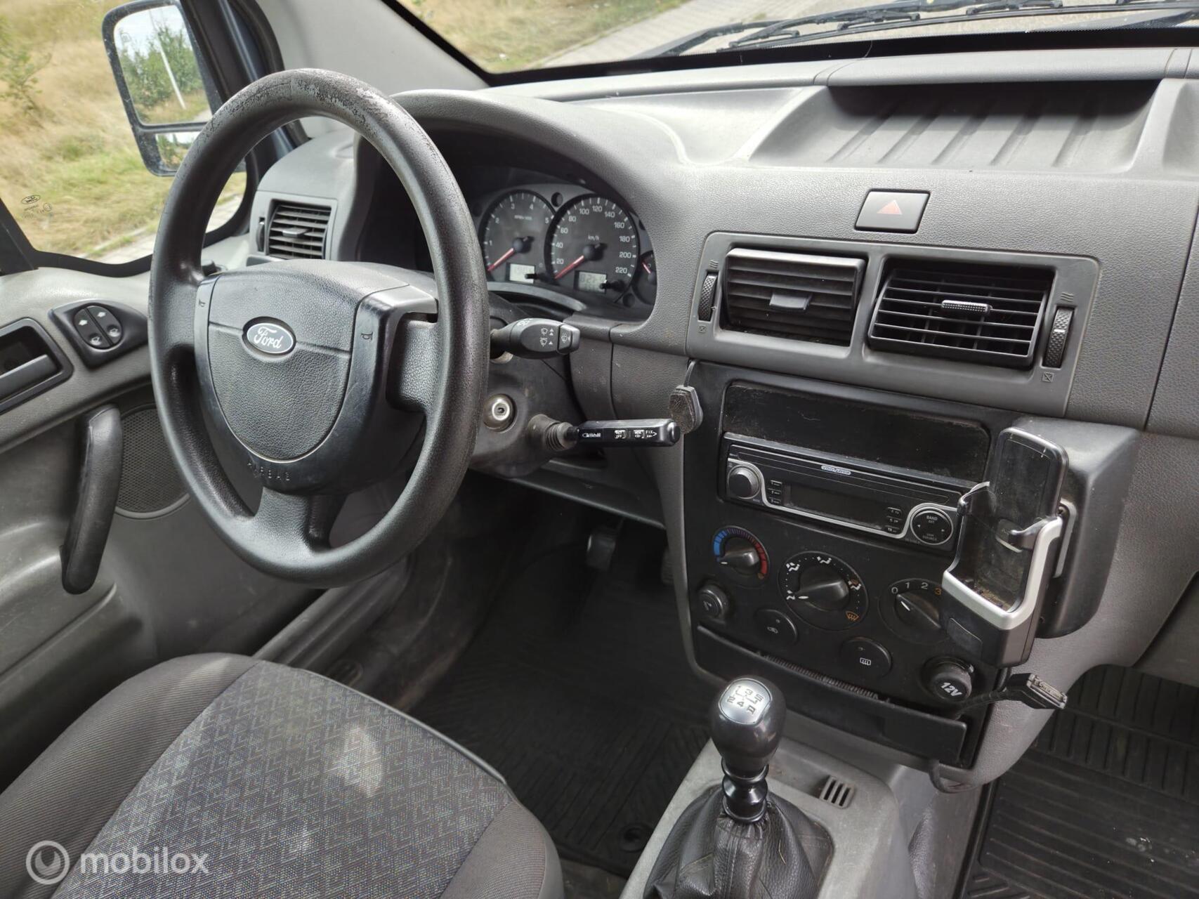 Foto van Ford Transit Connect 230l HR Van 1.8td 66