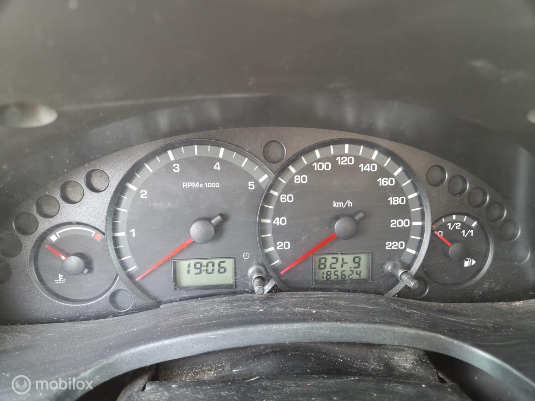 Foto van Ford Transit Connect 230l HR Van 1.8td 66