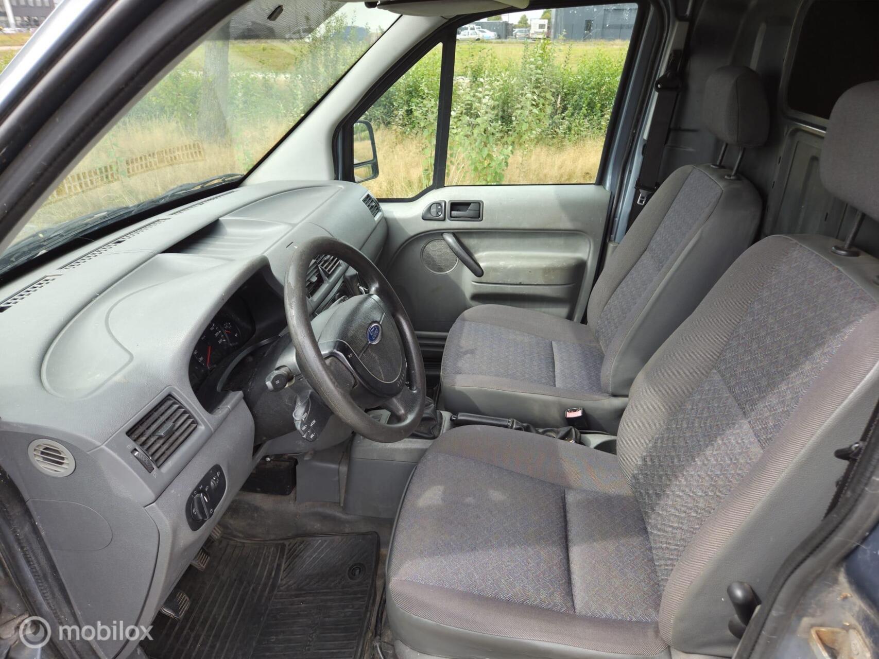 Foto van Ford Transit Connect 230l HR Van 1.8td 66