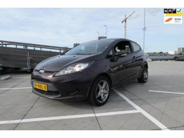 Ford Fiesta 1.25 Limited 2010 - voorkant