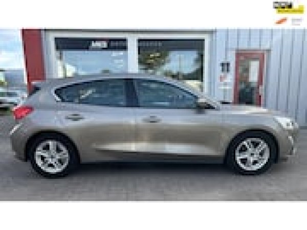 Ford Focus 1.0 EcoBoost Trend Edition Business 2019 - voorkant