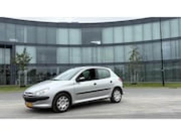 Foto van Peugeot 206