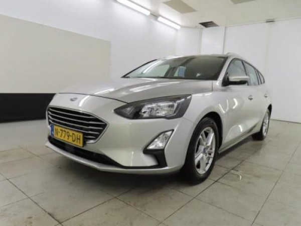 Ford Focus 1.0 EcoBoost Hybrid Trend Edition Business 2021 - voorkant