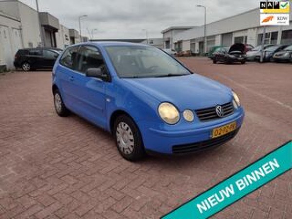 Volkswagen Polo 1.9 SDI 2005 - voorkant