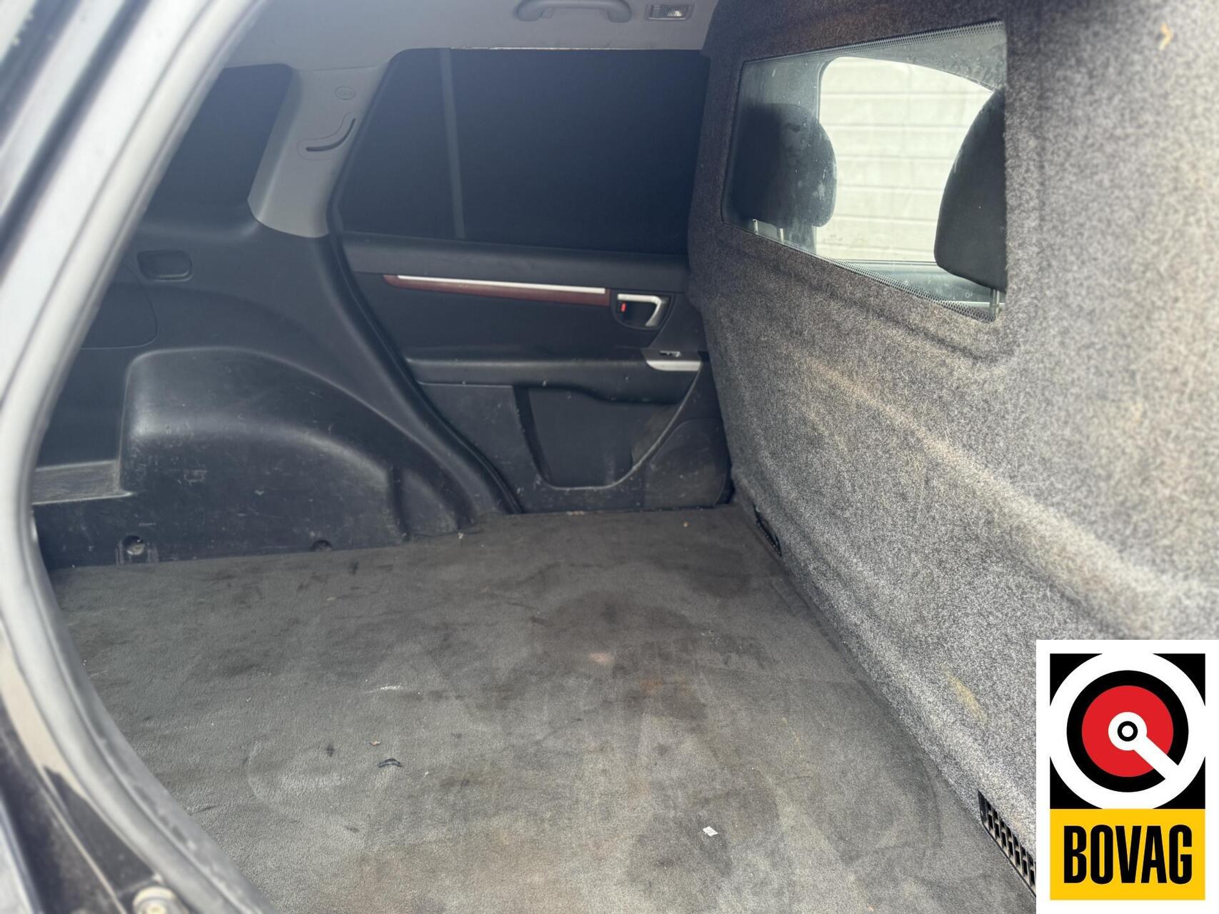 Foto van Hyundai Santa Fe 2.2 Crdi Van