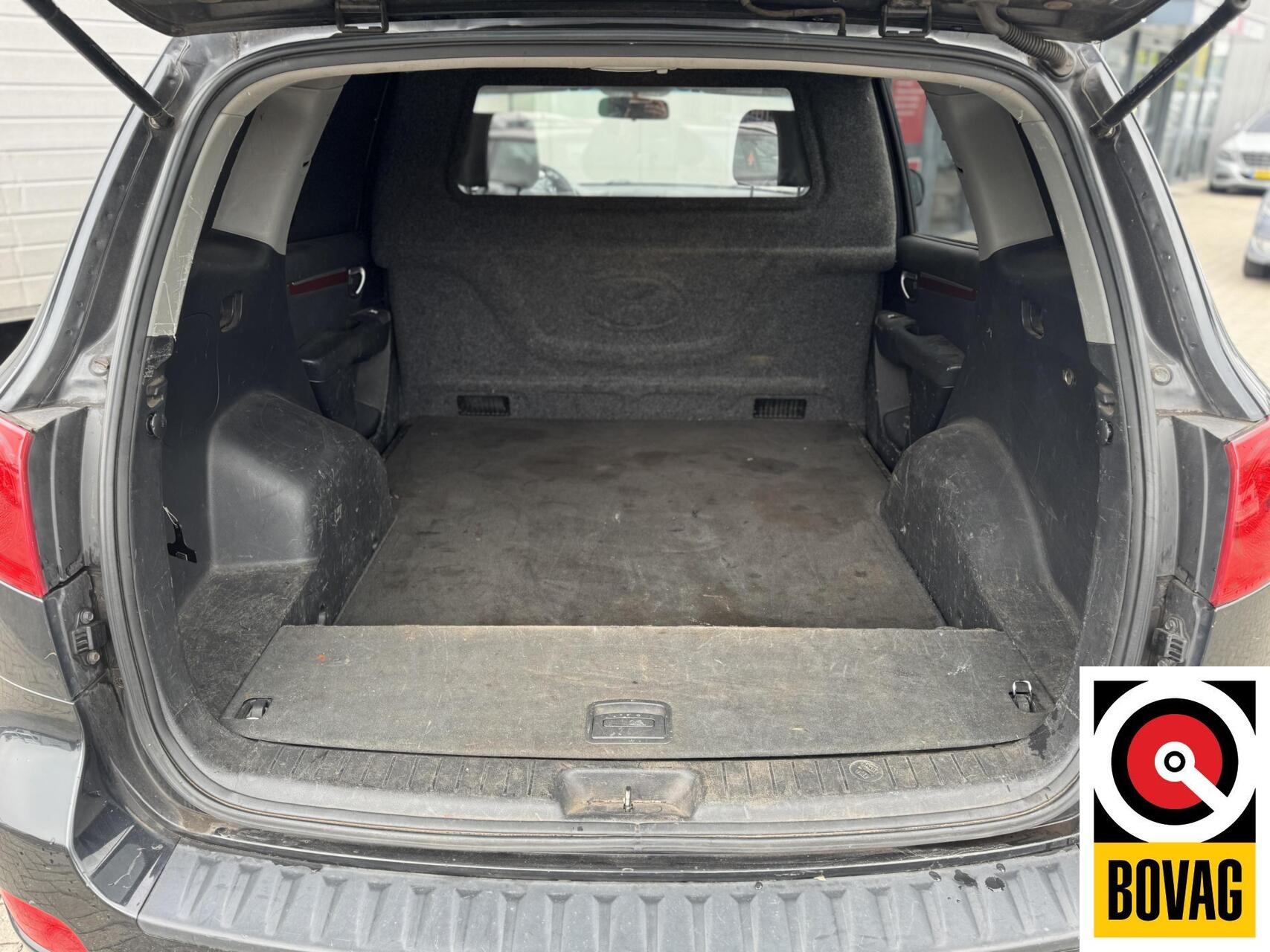 Foto van Hyundai Santa Fe 2.2 Crdi Van