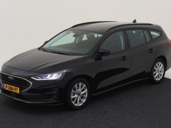 Ford Focus 1.0 EcoBoost Connected 2022 - voorkant