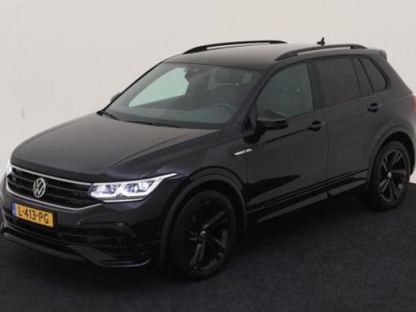 Volkswagen Tiguan 1.5 TSI R-Line 2021 - voorkant