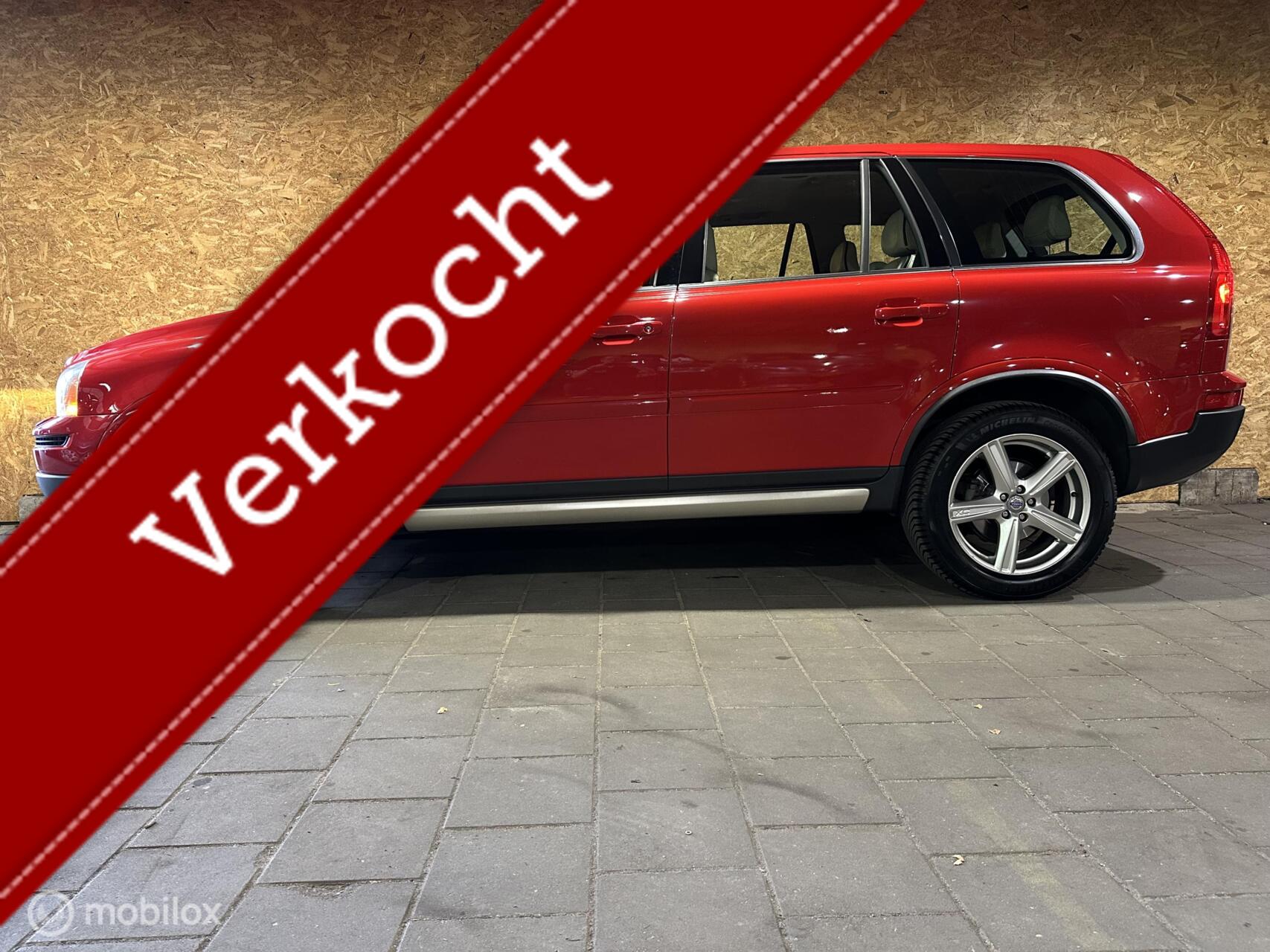 Volvo Xc90 4.4 V8 R-Design - 7-pers - passion red - youngtimer 2009 - voorkant