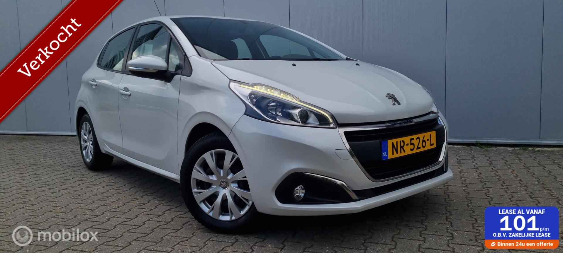 Peugeot 208 1.2 PureTech Blue Lion CRUISE/CARPLAY/NAP 2017 - voorkant