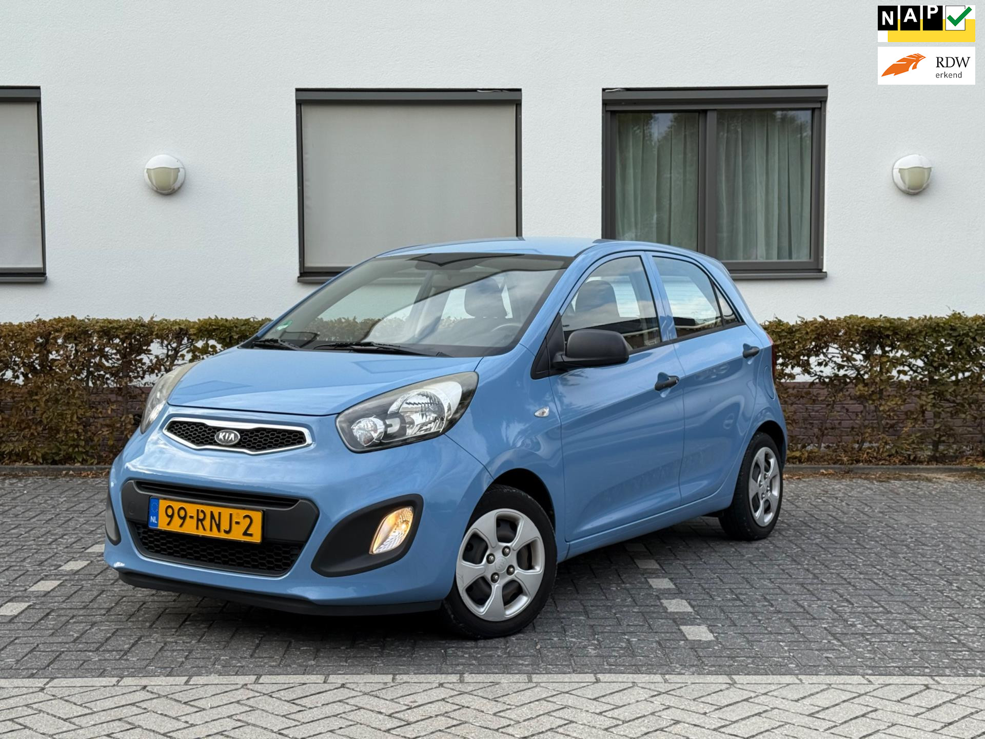 Kia Picanto 1.0 CVVT Comfort Pack 2011 - voorkant