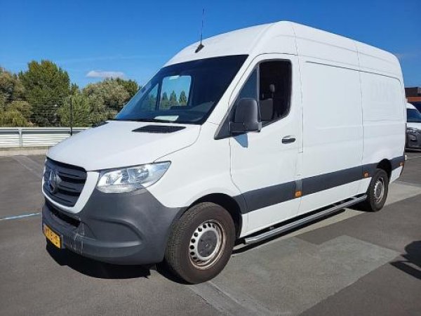 Mercedes-Benz Sprinter 317 1.9 CDI L2H2 DC 2021 - voorkant