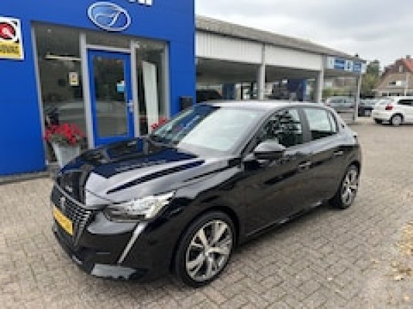 Peugeot 208 1.2 PureTech Active 2022 - voorkant