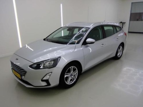 Ford Focus 1.0 EcoBoost Hybrid Trend Edition Business 2020 - voorkant