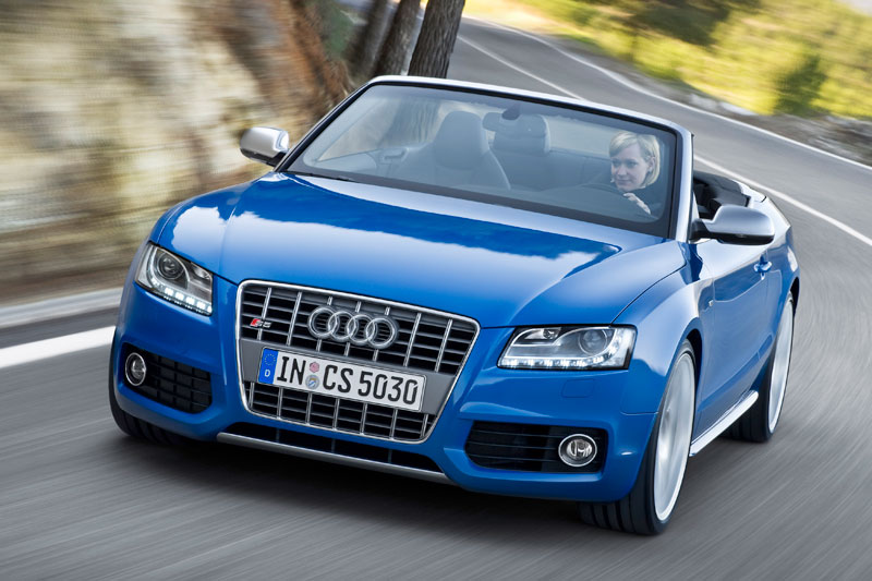 Audi A5 Cabriolet 3.0 TFSI S5 q. Pro L 2010 - voorkant