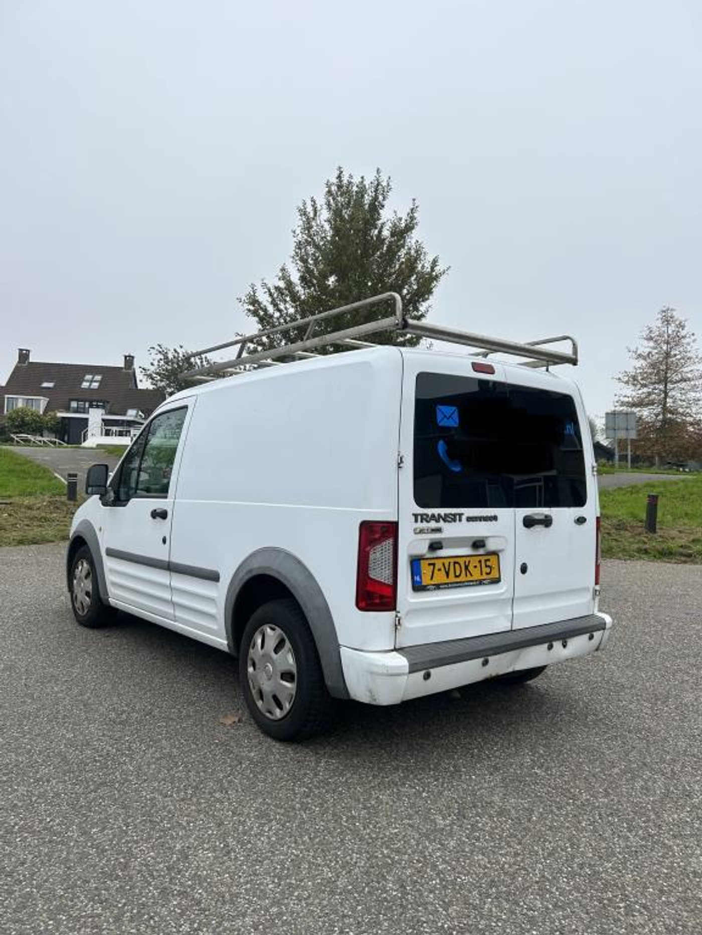 Foto van Ford Transit Connect T200s Van 75