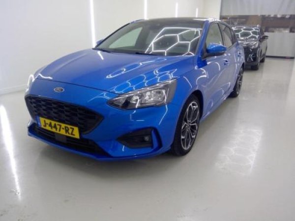 Ford Focus 1.0 EcoBoost Hybrid ST Line X Business 2020 - voorkant