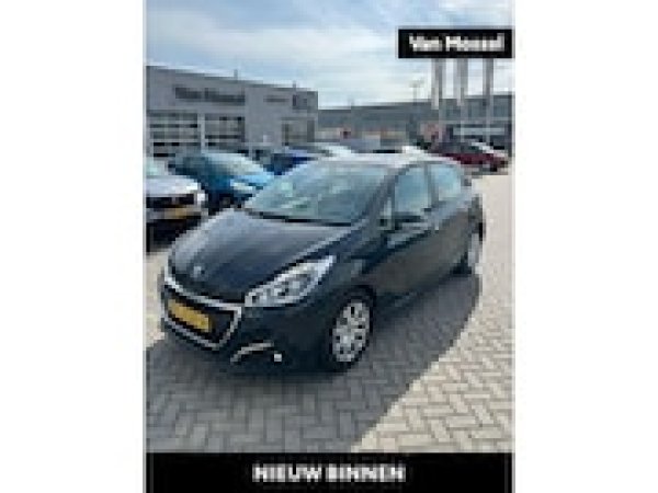 Peugeot 208 1.2 PureTech Blue Lion 2017 - voorkant