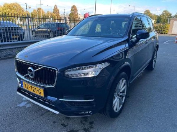 Volvo Xc90 2.0 T6 AWD Inscription 2017 - voorkant