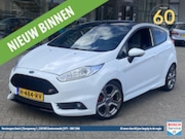 Ford Fiesta 1.6 ST2 2015 - voorkant