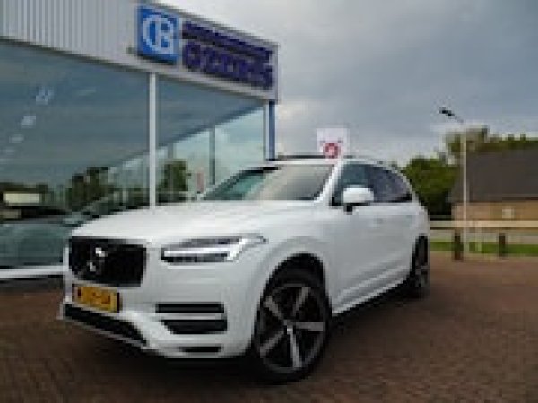 Volvo Xc90 2.0 T8 Twin Engine AWD Momentum 2018 - voorkant