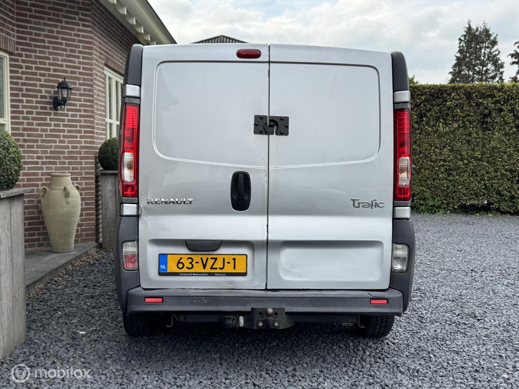 Foto van Renault Trafic T27 L1/h1 2.0 Dci 66kw E4
