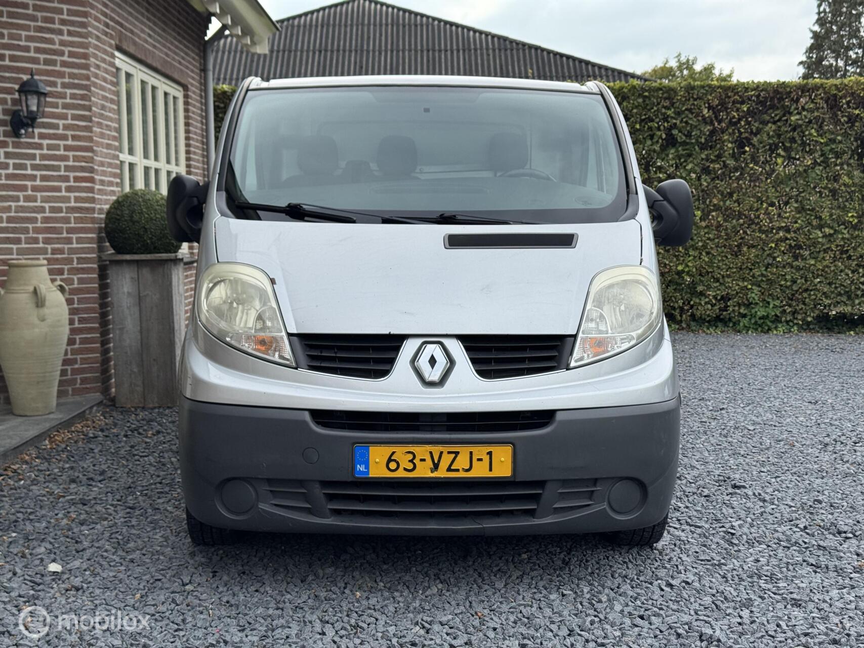 Foto van Renault Trafic T27 L1/h1 2.0 Dci 66kw E4
