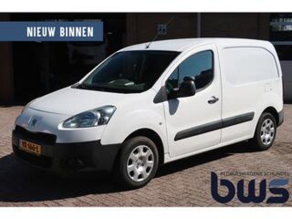 Foto van Peugeot Partner
